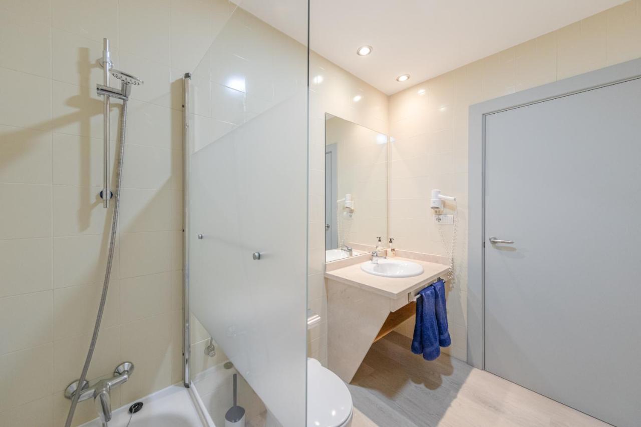 Apartment With Free Parking And Pool Bormujos Εξωτερικό φωτογραφία